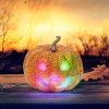Halloweenska RGB LED dekorácia - penová tekvica - oranžová - 11 cm