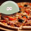 Pizza krájač - nehrdzavejúca oceľ, plast - 10,2 x 10,2 x 2 cm