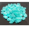 Fluorescenčné ozdobné kamienky
