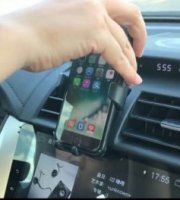 Držiak mobilného telefónu do auta