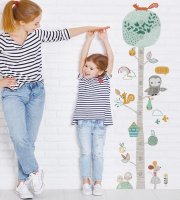Roztomilá nástenka na stenu pre detskú izbu s lesnými zvieratkami
