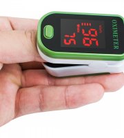 Pulzný oxymeter na meranie kyslíka v krvi