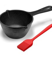 Liatinový BBQ Omáčkový hrniec so silikónovou štetkou ~0,5 litra