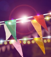 Solárna sveteľná reťaz - vlajka - 4 m - 35 farebných LED