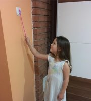 Happy Kids - Fluorescenčný spínačový asistent - Pre pohodlie vášho dieťaťa doma