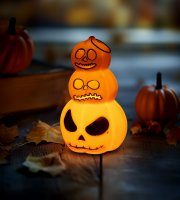Halloweenová svetelná dekorácia - tekvica - teplá biela LED - 12 x 7,5 cm - 3 x LR1130  