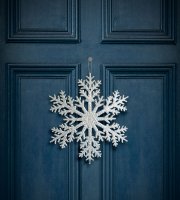 Vianočná dekorácia – snehová vločka – trblietavá strieborná – závesná – 31 cm