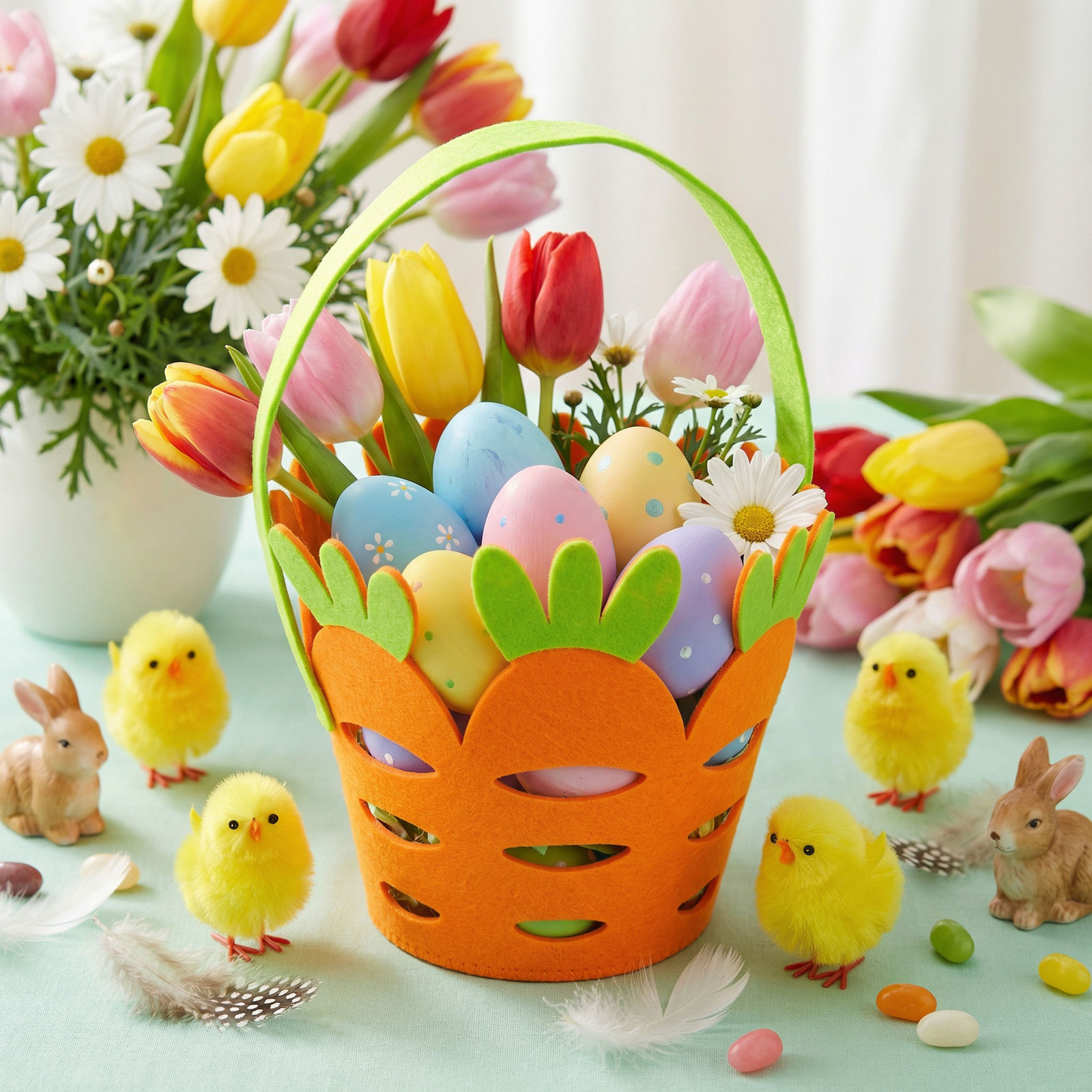 Veľkonočná dekorácia - filcový košík - v tvare mrkvy - 25 x Ø18 cm